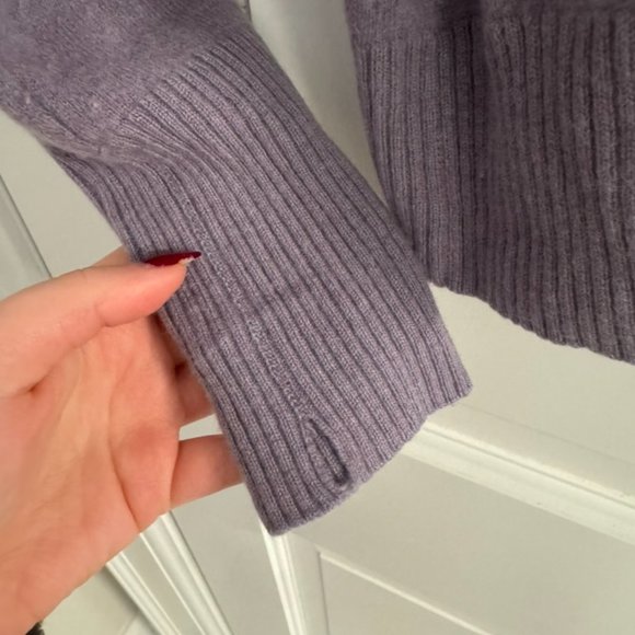 100% Cashmere Sweater - Picture 5 of 6